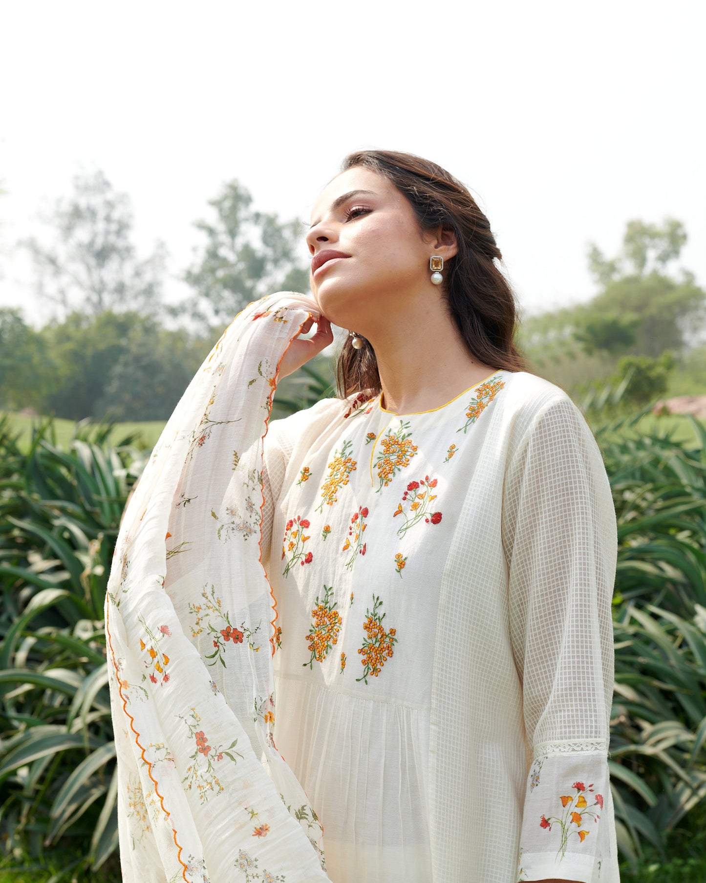 Blossom White Kurta-Set (Set of 3)