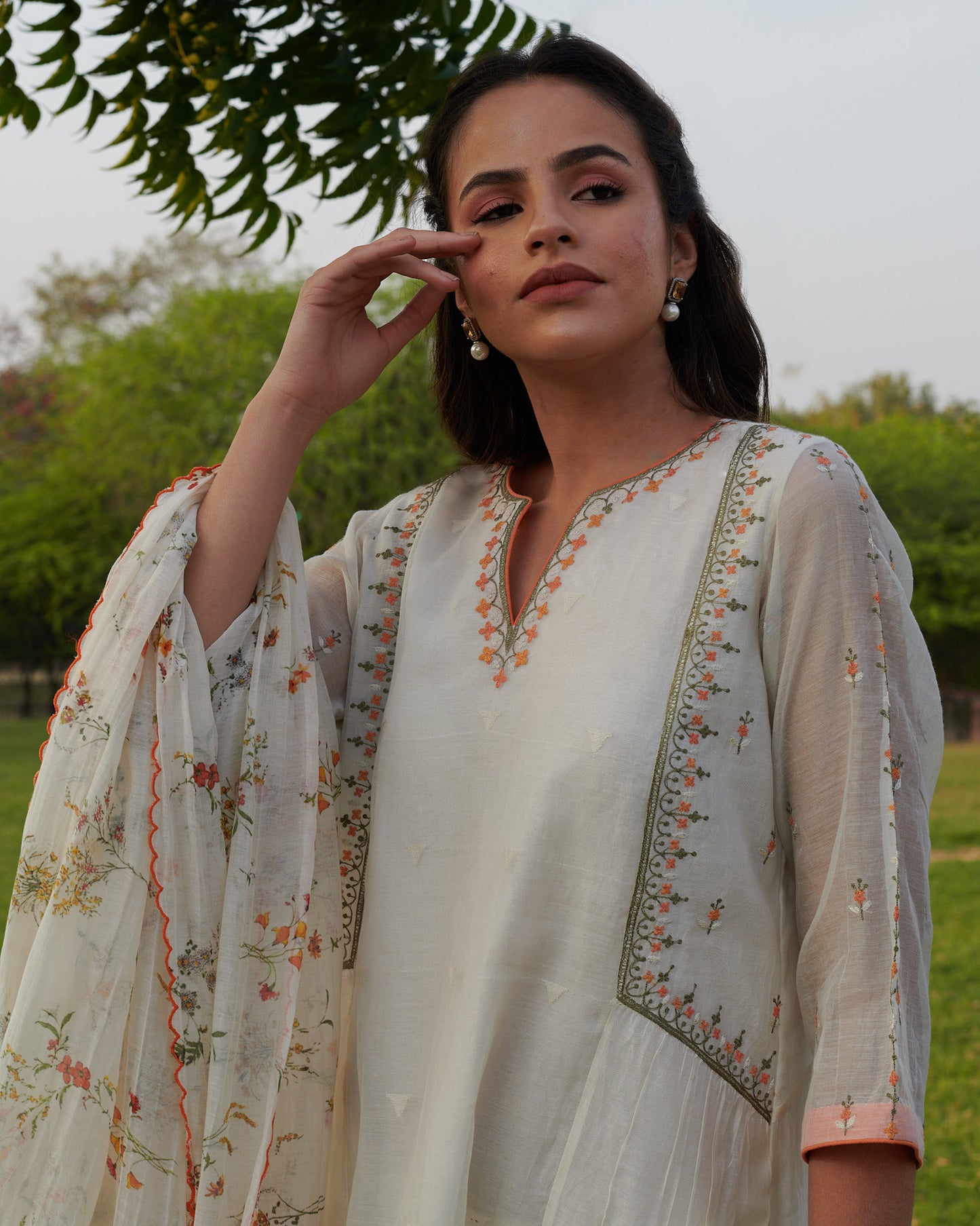 Bloom White Kurta-Set (Set of 3)