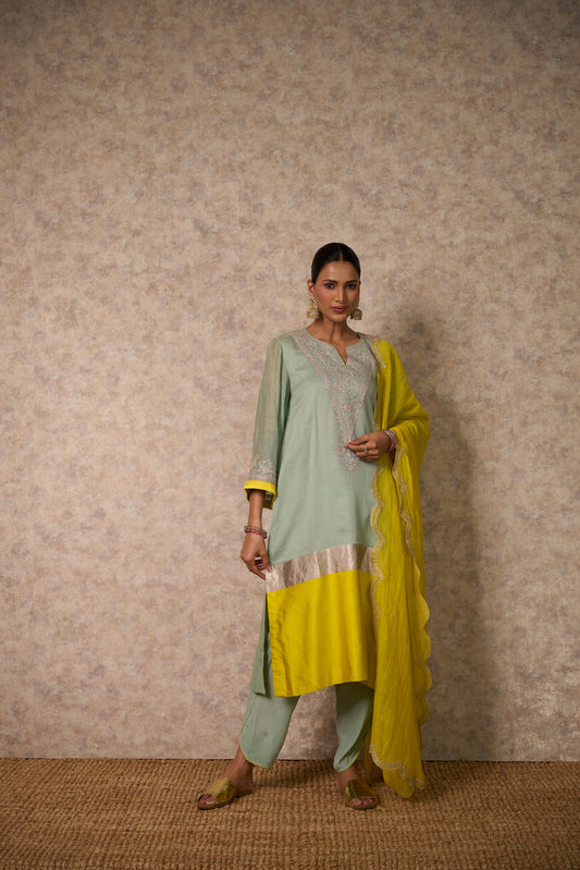 Glory Sage Kurta (Set of 3)