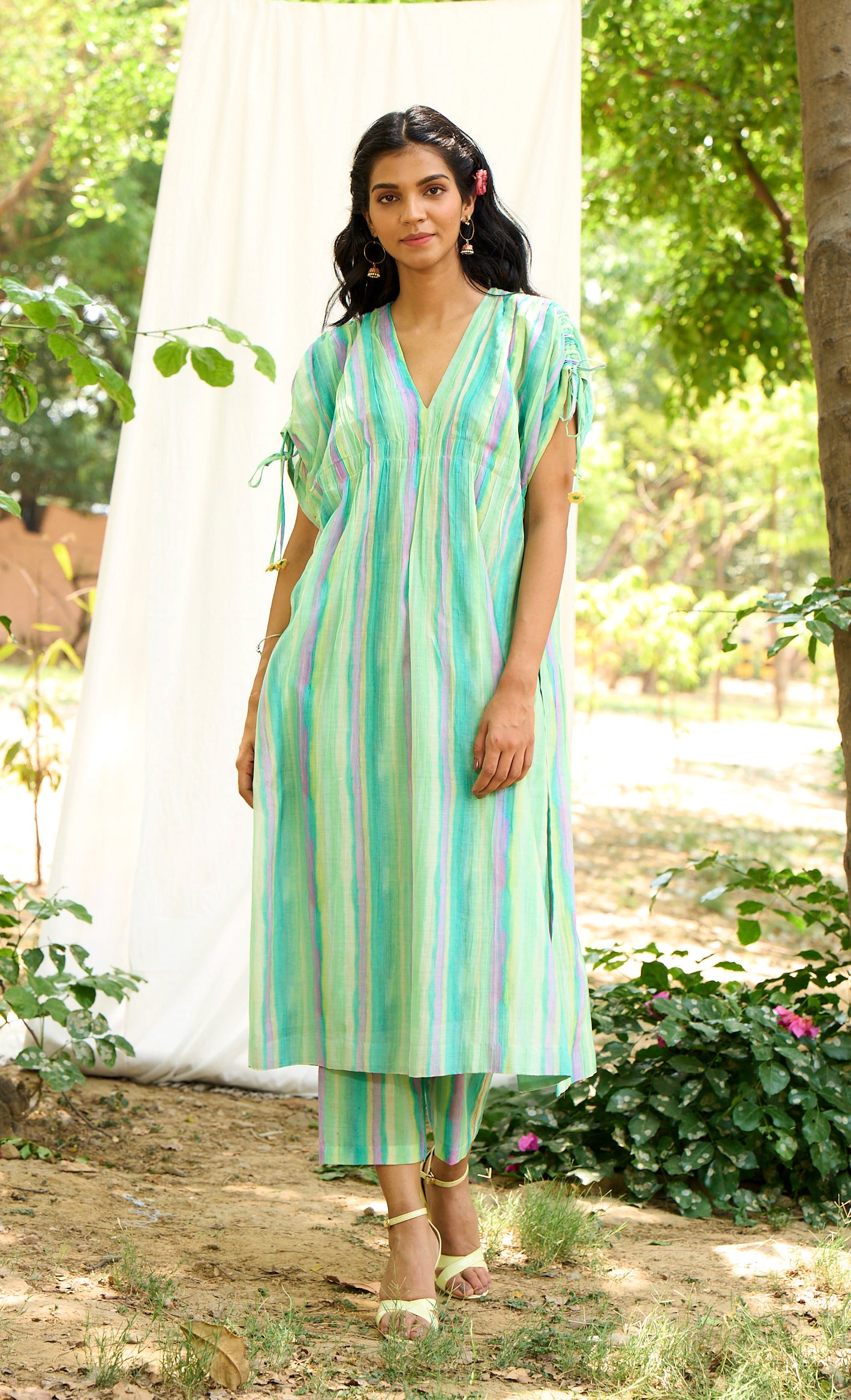 Hummingbird Turquoise Kurta  (Set of 2)