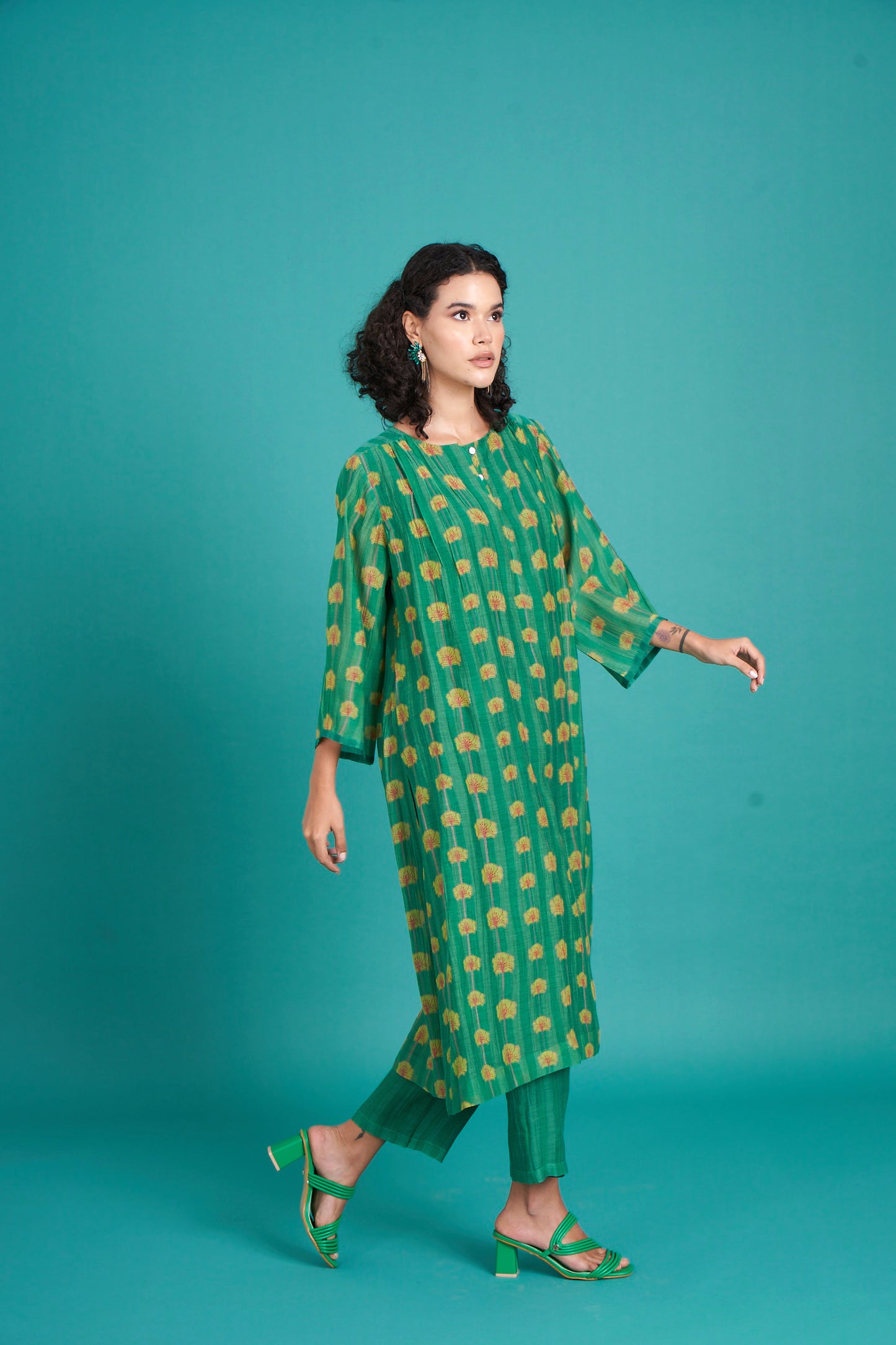 Bela Emerald Kurta  (Set of 2)