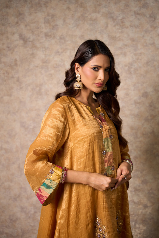 Zing Ochre Kurta (Set of 2)