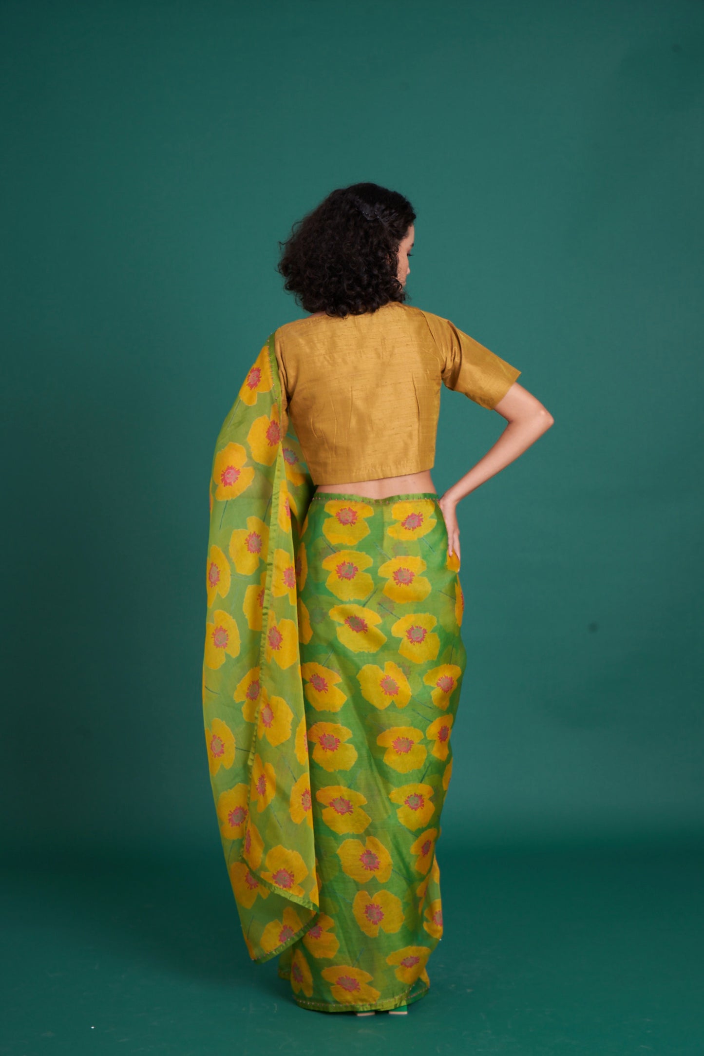 UME Green Saree  (Set of 2)