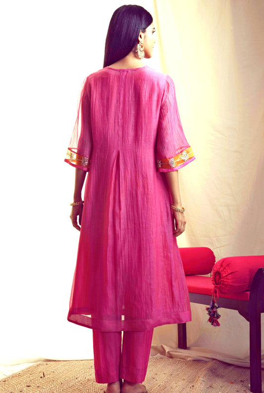 Deepti Pink Kurta (Set of 3)