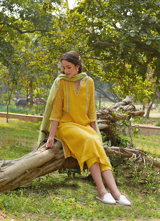 Grace Yellow Kurta-Set (Set of 3)