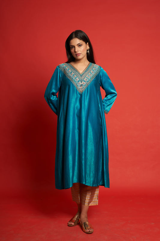 Blue Fountain Teal Kurta Set (Set of 2)